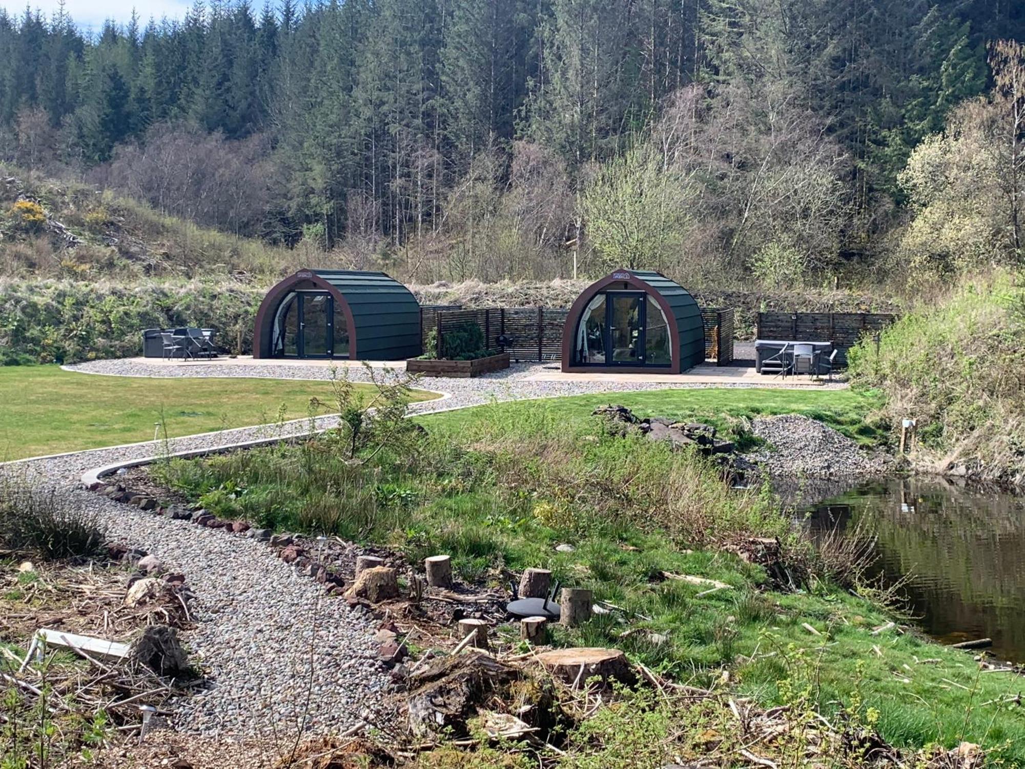Red Squirrel Pod With Hot Tub Oban Exterior foto